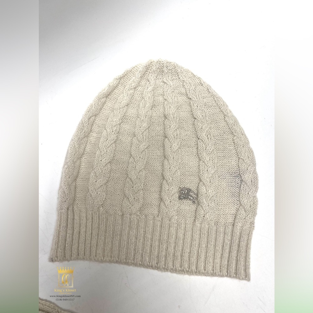 Burberry Scarf And Hat Set View 2